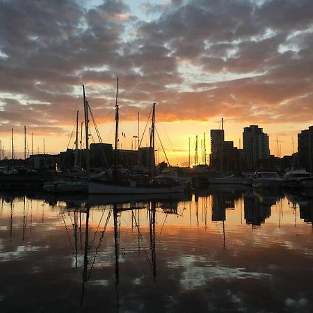 Luxury 1 Bed Ipswich Marina Apartment Free Parking Extérieur photo